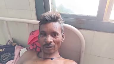 नरसिंहपुर: कुम्हरोडा के पास बाइक चालक को पीछे से टक्कर, व्यक्ति घायल, अस्पताल में भर्ती