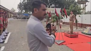 संभल:एसपी ने पुलिस लाइन का किया वार्षिक निरीक्षण,संभल के एसपी ने बहजोई स्थित अस्थाई पुलिस लाइन का वार्षिक निरीक्षण किया।