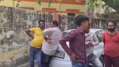 इटावा: लवेदी इलाके के ग्राम नदगांव में घरेलू कलह के चलते युवक ने कीटनाशक दवा खाई, उपचार के दौरान सैफई पीजीआई में हुई मौत