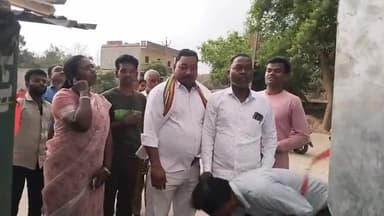 अनगड़ा सिरका के महेशपूर में सोलर हाई मास्ट लाईट का उद्धघाटन विधायक प्रतिनिधि  श्रवण मुण्डा संयोजक एतवा उरांव ने किया