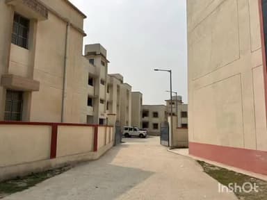 जोकीहाट: आदेश की अवहेलना के कारण लिपिक पर सीओ ने गठित किया आरोप 
- पांच साल से जमे लिपिक का किया गया निलाम वाद कार्यालय में स्थान