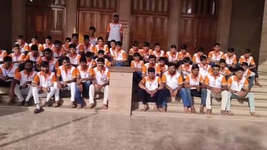 brahmdham asotra mein Rajpurohit Samaj ke feench gav  ke Yuvao davara sevaa...
#bharmdhamaasotra
#rajpurohit