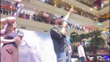 नोएडा:सनी देओल का गौड़ सिटी मॉल में प्रमोशन,अभिनेता सनी देओल पहुंचे गौड़ सिटी मॉल अपनी फिल्म "जाट" के प्रमोशन के लिए।