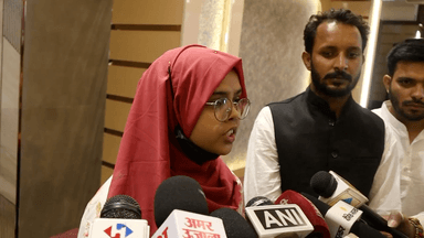 हेमा कश्यप का सर पर दुपट्टा रखने पर तीन बार किया जाती प्रणाम पत्र रिजेक्ट हेमा मिली अखिलेश यादव से