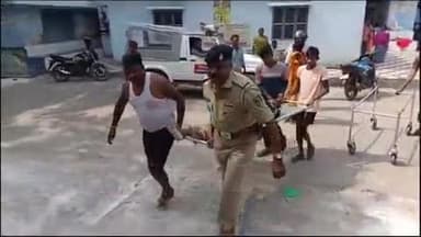 बिहार: महानंदपुर में ऑटो से गिरकर एक किशोरी घायल, पुलिस ने सदर अस्पताल में कराया इलाज