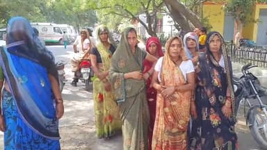 रामपुर: थाना सिविल लाइन क्षेत्र के ग्राम बजीनगर में घरेलू कलह के चलते विवाहिता ने जहरीला पदार्थ खाया, हुई मौत