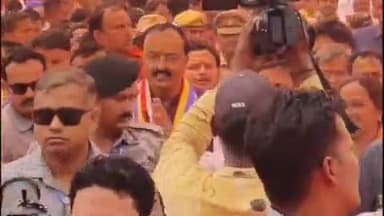 सिराथू: डिप्टी सीएम केशव प्रसाद ने अम्बेडकर प्रतिमा का अनावरण किया, भरवारी नगर पालिका कार्यालय का उद्घाटन किया