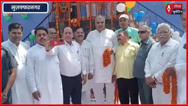 मुज़फ्फरनगर में बाबा साहब की प्रतिमा पर हरेंद्र मलिक ने किया माल्यार्पण, कहा-“संविधान के विपरीत न हो हमारा कोई भी कदम”
#muzaffarnagar #muzaffarnagarnews #Harendramalik #bhimraoambedkar