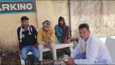 बांसवाड़ा: सागवा गांव में कार ने बाइक को चपेट में लिया, तीन युवकों को लगी चोट, एक युवक की मौत, शव का पोस्टमार्टम कर सौंपा गया