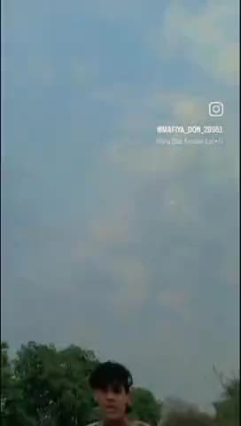 trading song 😭💔..............
#trendingnews #viralvideo 
#trendingpost #trees #treasuretrove 
#post  #trendingreel