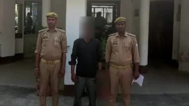 रामपुर: मंगलवार को थाना सिविल लाइन क्षेत्र से पुलिस ने एक आरोपी को नाजायज चाकू के साथ किया गिरफ्तार