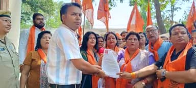 निजी स्कूलों द्वारा होने वाले शोषण से अभिभावकों को बचाने की गुहार