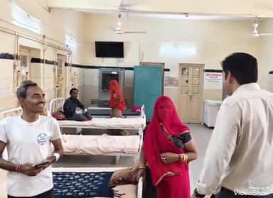 जालौर: उप मुख्य चिकित्सा एवं स्वास्थ्य अधिकारी ने हीट वेव के बेहतर प्रबंधन के लिए ज़िला अस्पताल का किया निरीक्षण