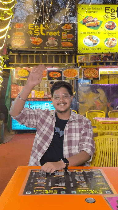 Multiple Cuisine at Night Market Prayagraj😍👌 #prayagraj #foodblogger #multicuisine