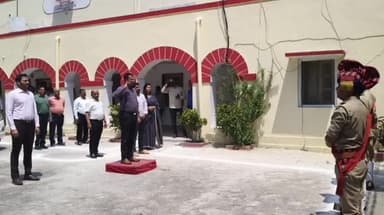 सुल्तानपुर: अयोध्या मंडल के कमिश्नर गौरव दयाल का आज सुल्तानपुर दौरा, कलेक्ट्रेट में सरकारी योजनाओं की समीक्षा बैठक में होंगे शामिल