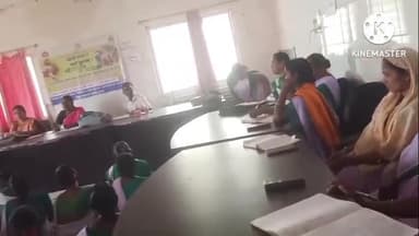 घाघरा: घाघरा सामुदायिक स्वास्थ्य केंद्र में स्वास्थ्य सहिया की बैठक आयोजित