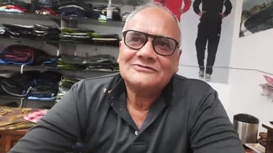 बच्चों से ये ही कहना है खेल मेडल के लिए खेले  नौकरी के लिए नहीं l