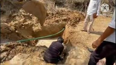 जालौर: जालौर में गुरुवार को दोपहर 12:00 बजे जिला प्रशासन एवं जलदाय विभाग की टीम ने सायला में अवैध कनेक्शन के खिलाफ की कार्रवाई