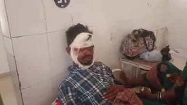 टीकमगढ़: कुड़ीला रोड पर सड़क दुर्घटना में एक व्यक्ति घायल, गंभीर चोट के बाद जिला अस्पताल में भर्ती