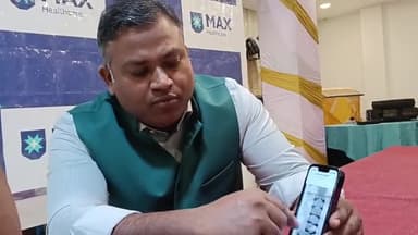 कोल: दिल्ली के डॉक्टर ने अलीगढ़ में रीड की हड्डी का सफल इलाज करने की जानकारी दी, रामघाट रोड पर प्रेस वार्ता में