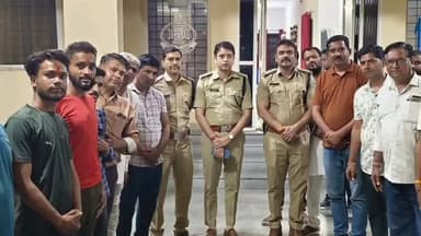 मंदसौर: ग्राम गुराडिया देदा से लापता 3 बालिकाएं मनासा बस स्टैंड से सुरक्षित मिलीं, पुलिस ने किया दस्तयाब