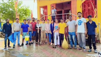 लोहरदगा: मनोकामना सिद्धि दुर्गा मंदिर परिसर में भाजपा ने चलाया स्वच्छता अभियान, जन जागरूकता को राष्ट्र सेवा का आधार बताया