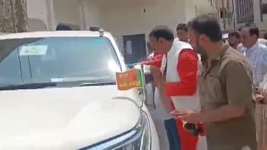 बस्ती: बस्ती पहुंचे जेपीसी के अध्यक्ष जगदम्बिका पाल ने नेशनल हेराल्ड मामले को लेकर राहुल गांधी और कांग्रेस पर साधा निशाना