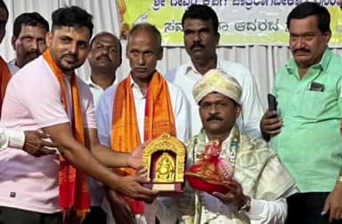 ಸಿದ್ಧಾಪುರ: ಬೈಲಳ್ಳಿಯಲ್ಲಿ  ಶ್ರೀ ಮಹಾಕಾಲೇಶ್ವರ, ಶ್ರೀ ಗಣಪತಿ, ಶ್ರೀ ಅಮ್ಮನವರ ನೂತನ ಆಲಯ ಮತ್ತು ಧ್ವಜ ಪ್ರತಿಷ್ಠೆ ಕಾರ್ಯದಲ್ಲಿ ಶಾಸಕ ಭೀಮಣ್ಣ ನಾಯ್ಕ ಭಾಗಿ