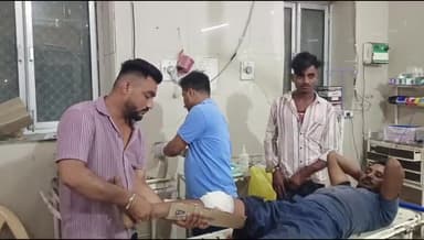 बांसवाड़ा: देवदा गांव के पास डिजे गाड़ी ने बाइक को चपेट में लिया, युवक को लगी चोट, एमजी अस्पताल में उपचार जारी