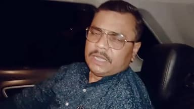 पश्चिम बंगाल में सांप्रदायिक हिंसा देश की एकता एवं अखंडता के लिए बहुत संवेदशील मामला है।सत्ता के लिए सांप्रदायिक खेल से लोगों का न सिर्फ जान जा रही बल्कि देश भी कमजोर हो रहा है –समरेंद्र कुणाल राजद कटिहार