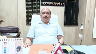 रायबरेली: रायबरेली के सीएमओ ने हीट वेव को लेकर सामुदायिक स्वास्थ्य केंद्र व प्राथमिक स्वास्थ्य केंद्र पर व्यवस्थाओं की दी जानकारी