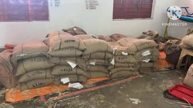 नरपतगंज: मध्य विद्यालय बढ़ेपारा से ताला तोड़कर मध्याहन भोजन के 10 बोरा चावल की चोरी, थाना में दिया आवेदन