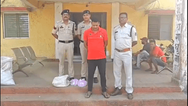 अकलतरा: अकलतरा पुलिस ने महुआ शराब की बिक्री करने वाले 2 आरोपियों को अलग-अलग जगहों से किया गिरफ्तार, 39.5 लीटर महुआ शराब जब्त