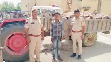 पीपलदा: इटावा पुलिस ने अवैध खनन कर पत्थरों से भरी ट्रैक्टर-ट्रॉली का परिवहन करते एक आरोपी को किया गिरफ्तार