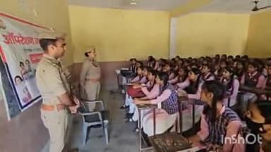 सादाबाद: पुलिस अधिकारियों ने सिकन्दरा राऊ व सादाबाद के स्कूलों में कार्यक्रम आयोजित कर छात्राओं को अपराधों से बचाव के लिए जागरूक किया