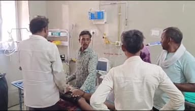 बांसवाड़ा: देलवाड़ा गांव में किशोर आम के पेड़ पर चढ़कर आम तोड़ते समय गिरा, लगी चोट, एमजी अस्पताल में उपचार जारी