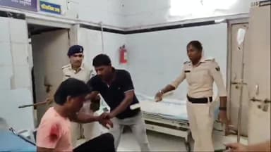 बख्तियारपुर: चंपापुर के सामने फोरलेन पर तेज रफ्तार लग्जरी कार की टक्कर से बाइक सवार दो युवक घायल, पटना रेफर