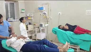 बांसवाड़ा: सुंदनी गांव में शादी समारोह के दौरान हुए विवाद के बाद दबंगों ने दो भाइयों पर चाकू से किया हमला, एमजीएच में हुआ उपचार