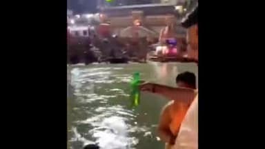 हरिद्वार: हर की पौड़ी पर खुलेआम कोल्ड्रिंग की बोतल में शराब पीते हुए पकड़ा गया युवक, स्थानीय लोगों ने सिखाया सबक