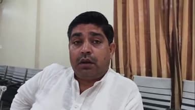 अमरोहा: जम्मू कश्मीर के पहलगाम में हुए आतंकी हमले को लेकर अमरोहा में रोष, कठोर कार्रवाई की मांग