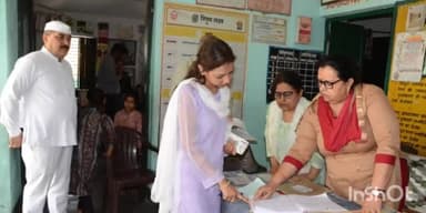 बागपत: DM अस्मिता लाल ने प्राथमिक विद्यालय गौरीपुर जवाहरनगर कंपोजिट का किया निरीक्षण