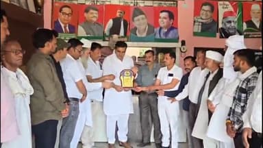 बिलारी: सपा विधायक ने पहलगाम में आतंकी घटना की कड़ी निंदा की, सपा कैंप कार्यालय पर किया गया प्रदर्शन