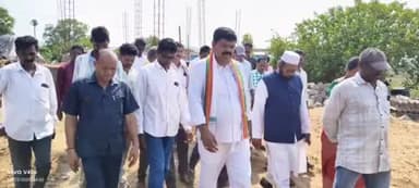 కరకగూడెం: ఇందిరమ్మ లబ్ధిదారుల ఇళ్ల కట్టడాలను పరిశీలించిన పినపాక ఎమ్మెల్యే పాయం వెంకటేశ్వర్లు