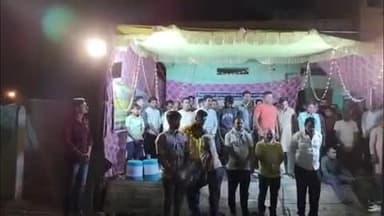 सोहागपुर: पहलगांव आतंकी हमले में मारे गए पर्यटकों को किरण टॉकीज के पास श्रद्धांजलि दी गई