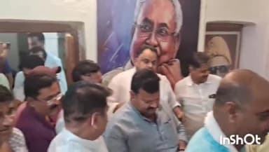 मुंगेर: जदयू कार्यकर्ताओं ने वीर कुंवर सिंह की विजय उत्सव को शौर्य दिवस के रूप में मनाया