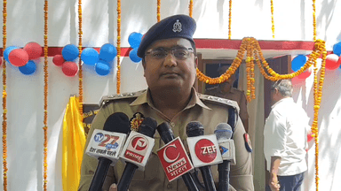 मंझनपुर: मंझनपुर एलआईयू बिल्डिंग में एसपी ने किया वीडियो कॉन्फ्रेंसिंग रूम का उद्घाटन, सीओ ने दी जानकारी