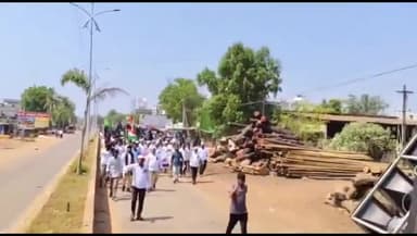 కొండపి: సింగరాయకొండలో హిందూ - ముస్లిం మైనార్టీ వేదిక ఆధ్వర్యంలో  వక్ఫ్ సవరణ బిల్లుకు వ్యతిరేకంగా భారీ ర్యాలీ నిర్వహణ