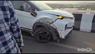 ସମ୍ବଲପୁର ମ୍ୟୁନିସିପାଲଟି: ଟାଉନ ଥାନା ଅନ୍ତର୍ଗତ ଚାଉଁରପୁର ପୋଲୋ ଉପରେ ସଡ଼କ ଦୁର୍ଘଟଣା, ଜଣେ ଆହତ, ଜଣେ ଗୁରୁତର