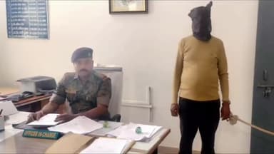 कुडू: लोहरदगा न्यायालय में 17 साल से फरार हत्या का आरोपी आजम खान पेश हुआ, कुरु पुलिस ने किया गिरफ्तार