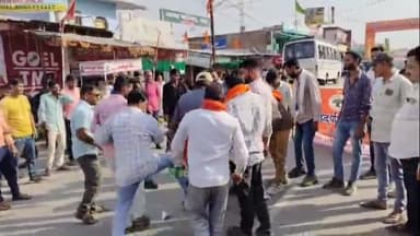 चांद: चाँद नगर में पाकिस्तान और आतंकवाद के विरोध में पुतला दहन